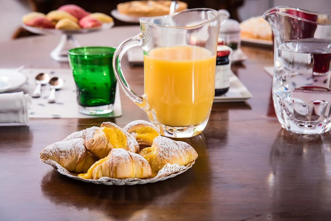 Callegherie 21 Boutique B&B Imola Italy